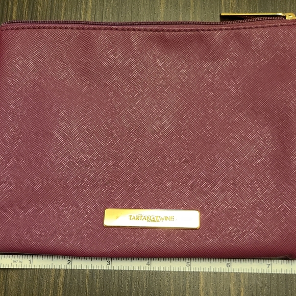 Tartan and Twine makeup clutch - Picture 6 of 7